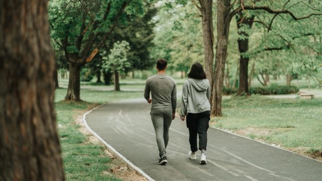 How Fast You Need to Walk to Get Real Health Benefits
