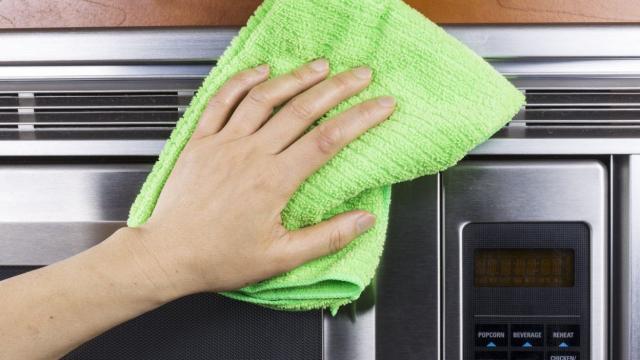 How to Clean or Replace Your Microwave’s Filters (and How Often You Should)