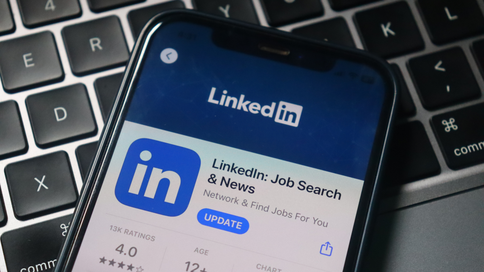 When to Use LinkedIn’s ‘I’m Interested’ Feature, According to a Recruiter