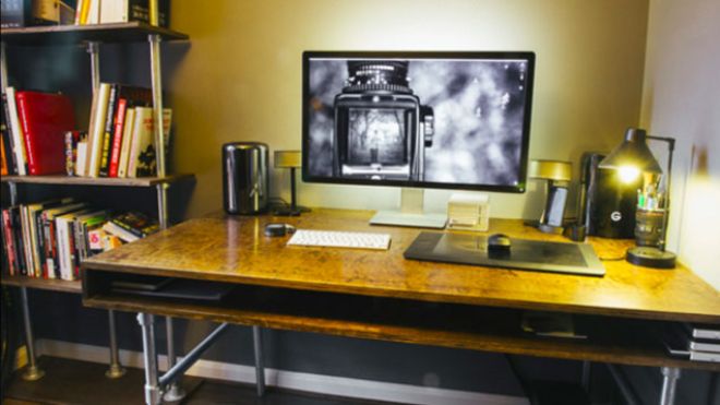 The DIY Clutter-Free Photo Editing Workspace