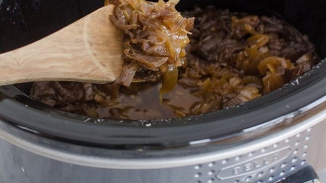 Caramelise Onions And Make Easy French Onion Soup With A Slow Cooker