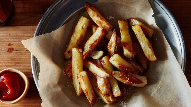 Make Better Oven-Baked ‘Fries’ By First Steaming The Potatoes