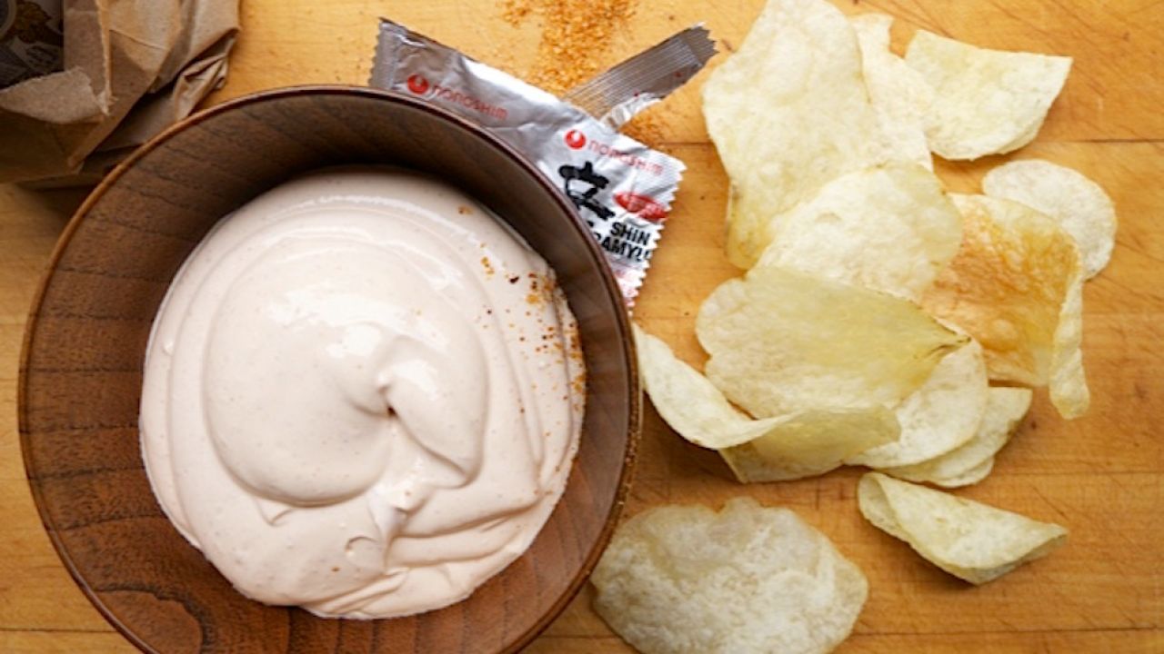 Use Leftover Noodle Seasoning Packets For A Delicious Dip