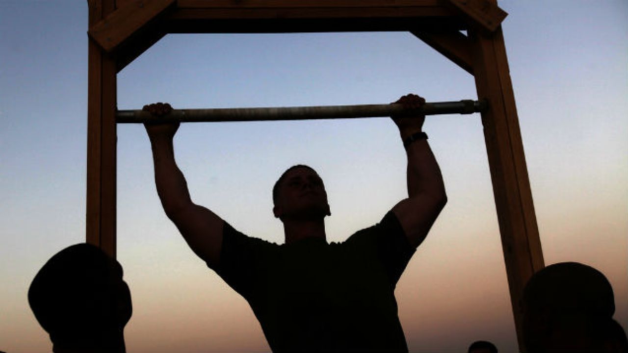 Work Your Way To A Pull-Up With These Intermediary Exercises