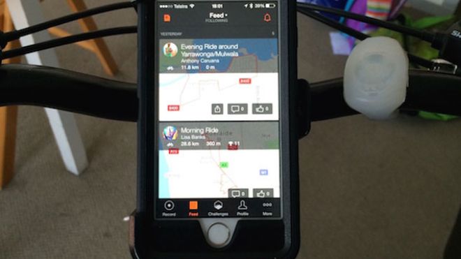 Use Cable Ties To Make An iPhone Cycling Mount