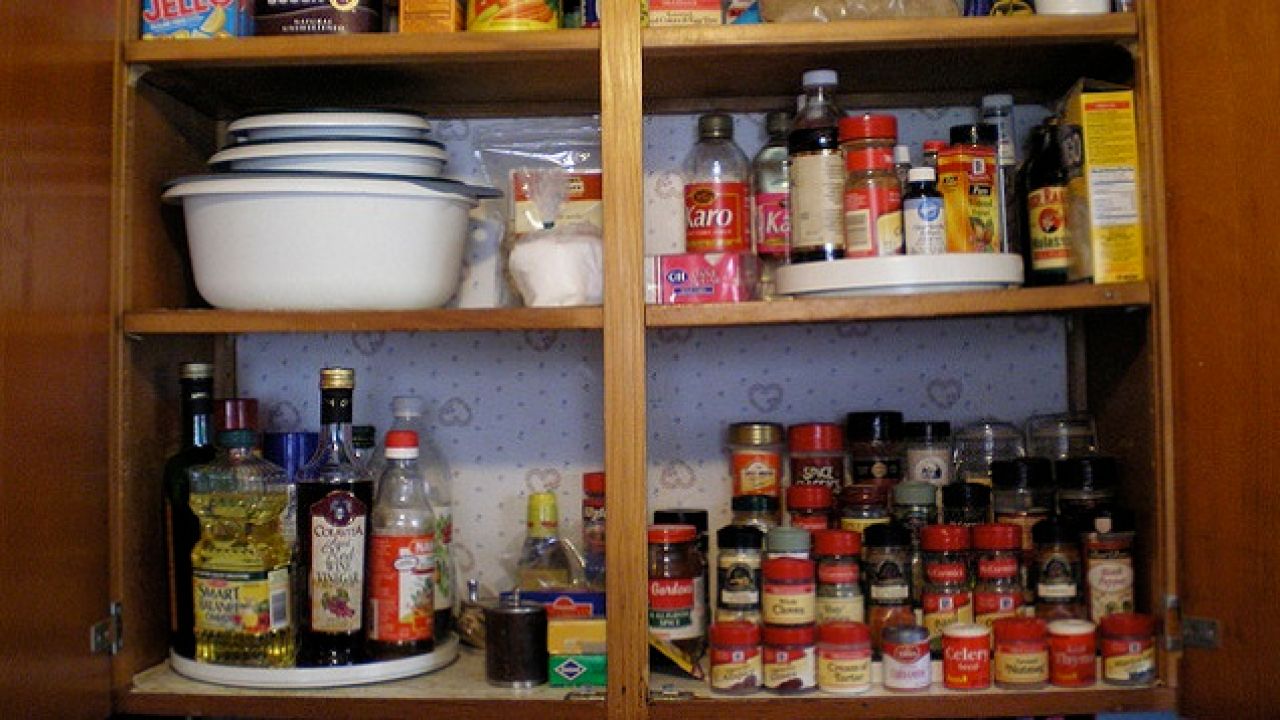Make Your Cupboard More Organised By Keeping Everything Inside Visible