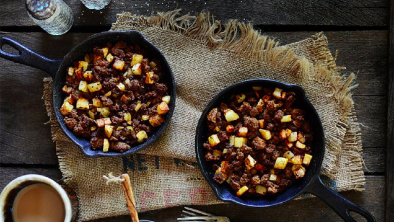 For A Healthier Chorizo, Start With Lean Ground Beef Instead Of Pork