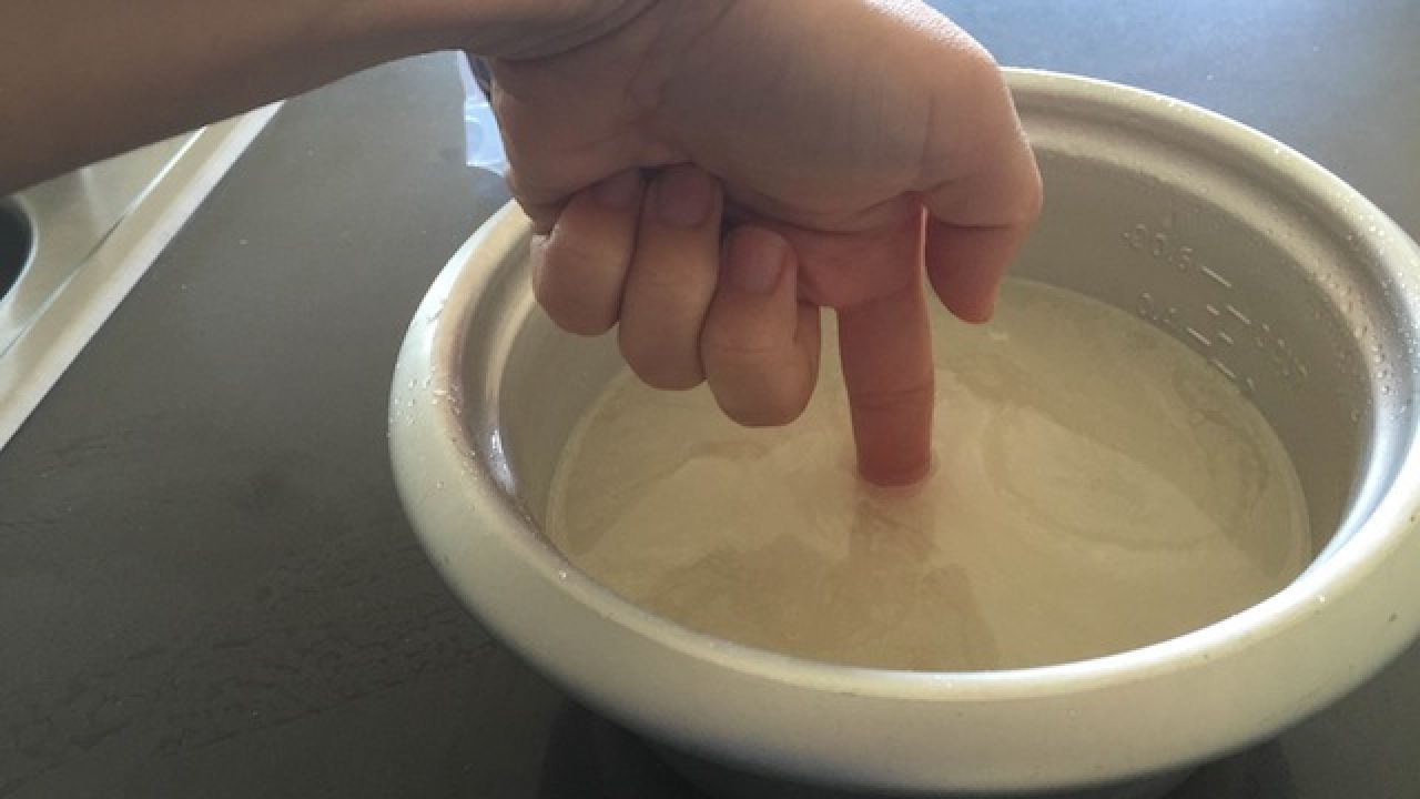 Measure Rice-To-Water Ratio Using Your Finger