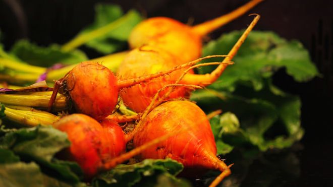 Make Root Vegetables Last Longer By Removing The Tops