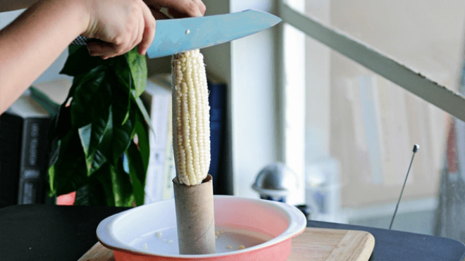 Quickly Slice Corn Off The Cob With A Cardboard Toilet Paper Tube