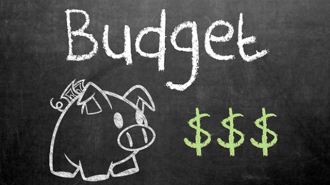 Two Ways To Budget If You Have Irregular Income