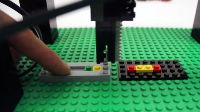 How To Build A LEGO Mosaic Printer