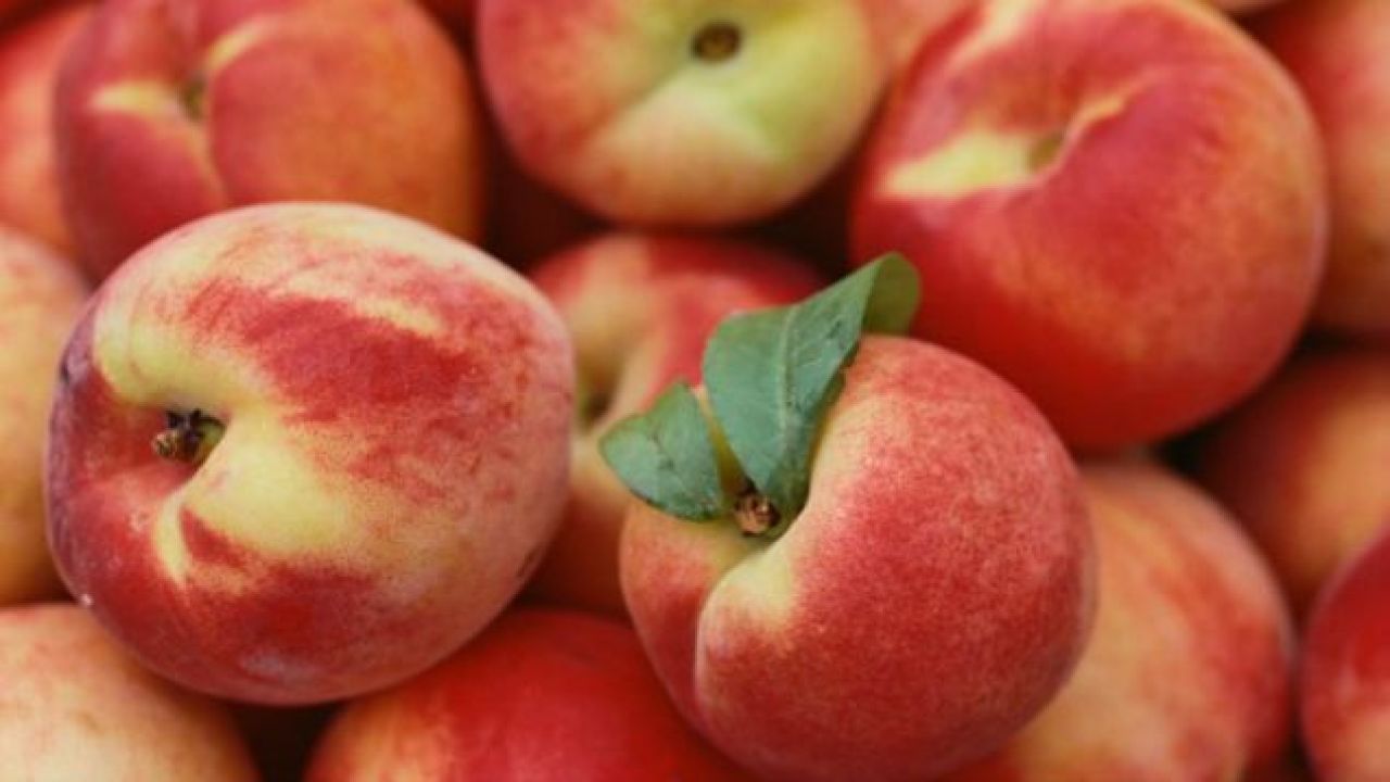 Keep Precious Stone Fruit From Bruising By Storing It Upside Down