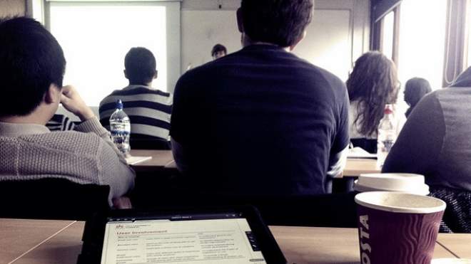Get More Out Of Boring Lectures By Imagining You’re The Teacher