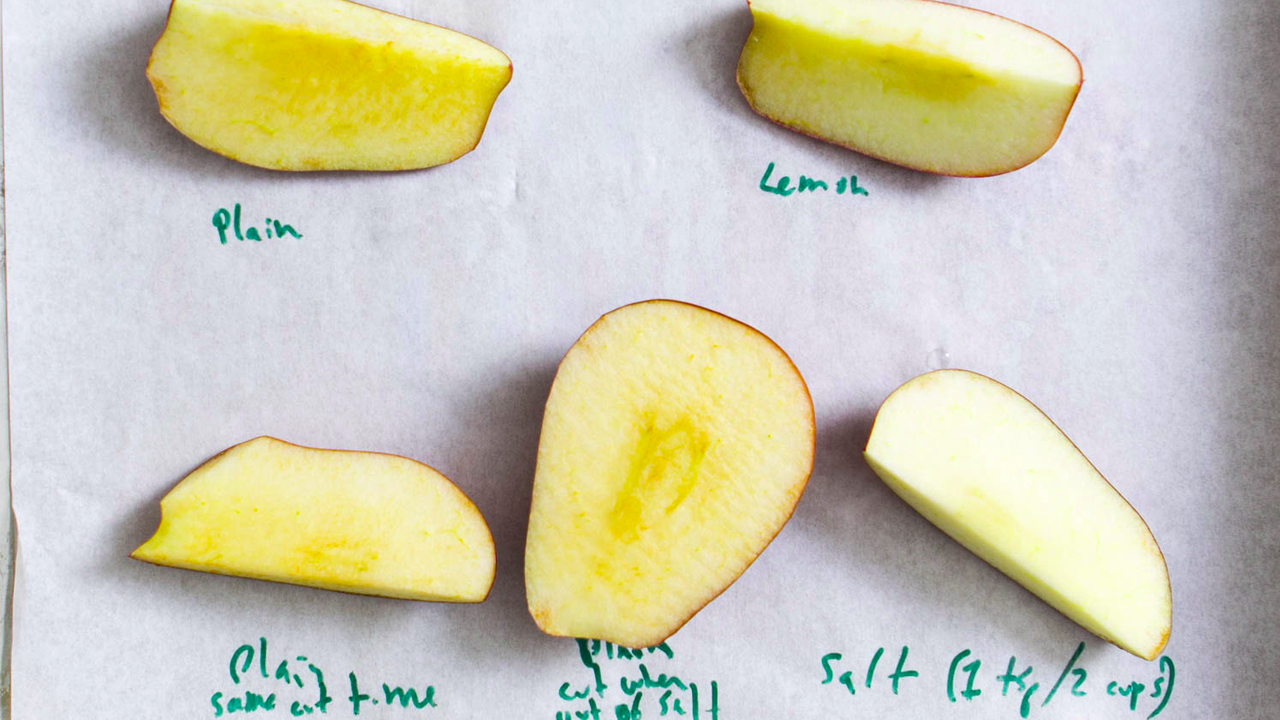 Prevent Apples From Browning With A Quick Saltwater Soak