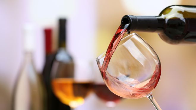 White Or Red: A Guide To Common Wine Varieties