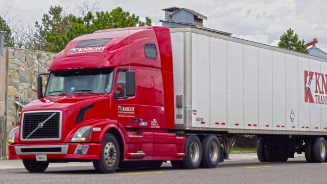 A Trucker’s Best Safety Tips For Driving Around A Big Rig On The Highway