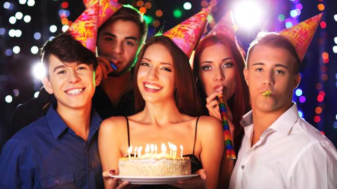 Dealhacker: 21 Awesome Freebies You Can Score On Your Birthday