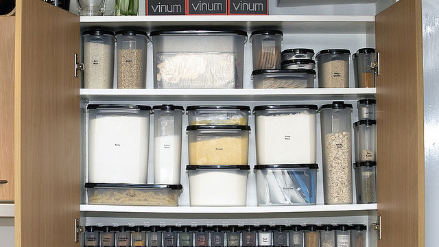 Top 10 Smart Ways To Organise Your Kitchen