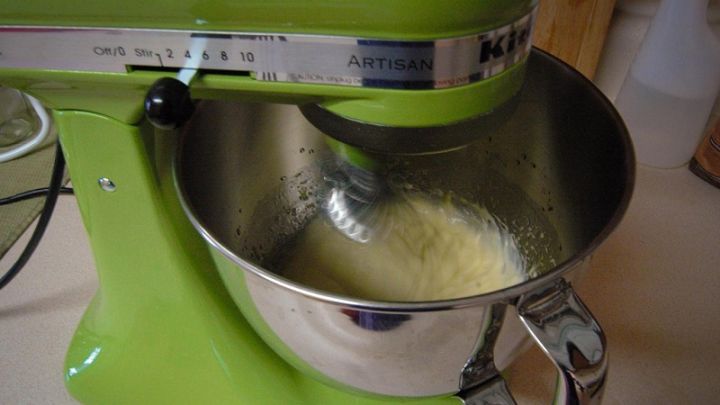 Keep Your Stand Mixer From Making A Mess With A Kitchen Towel