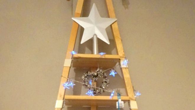 Make A Christmas Tree With An Ikea Wall Shelf