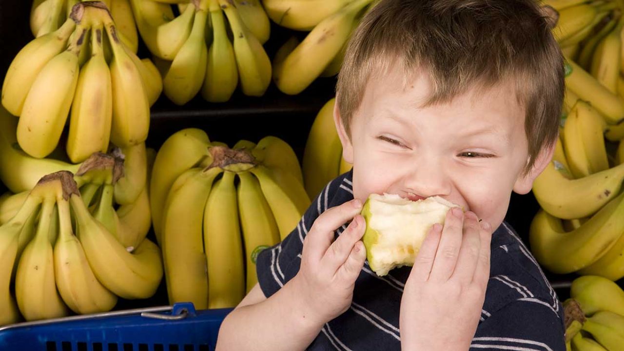Dealhacker: Woolworths Is Giving Free Fruit To Kids