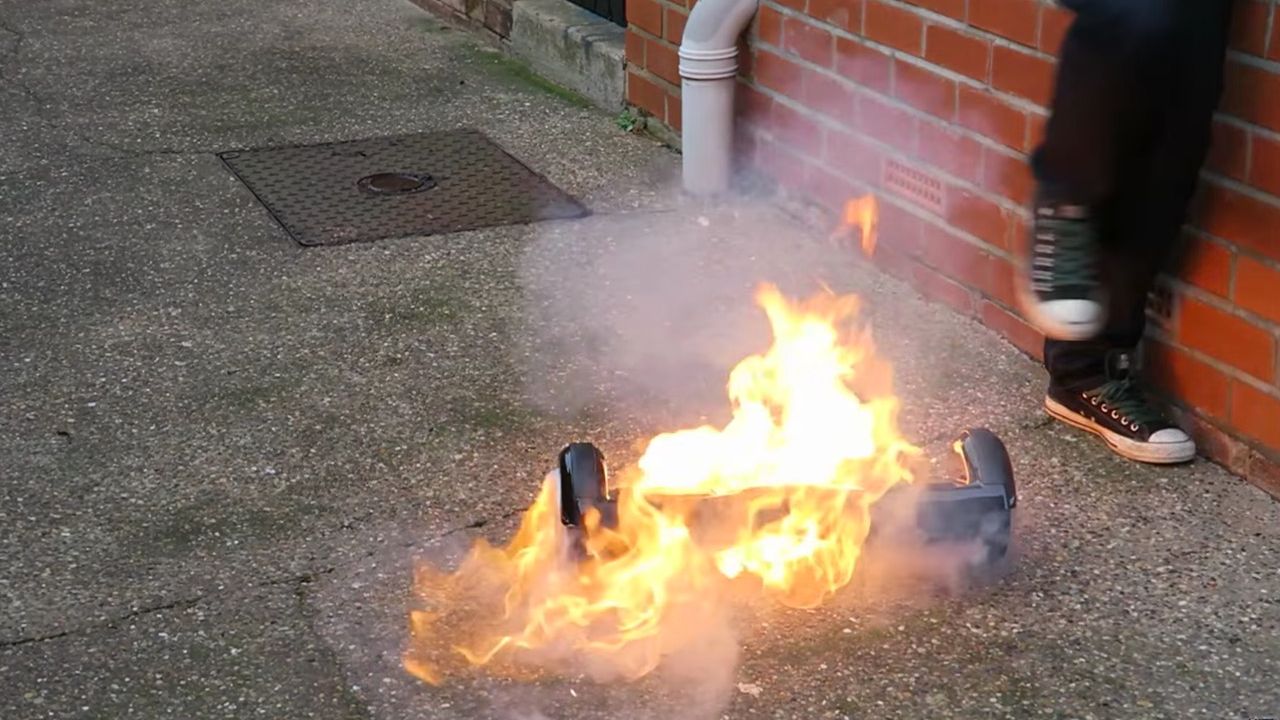 Video Briefly: Exploding Hoverboards, A Master Mario Player, Angry Snoop, Firework Bonanza