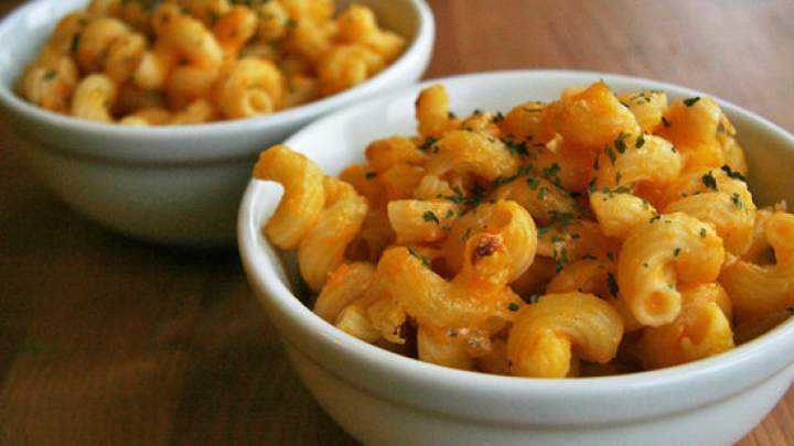 Should You Add Cheetos to Your Macaroni?