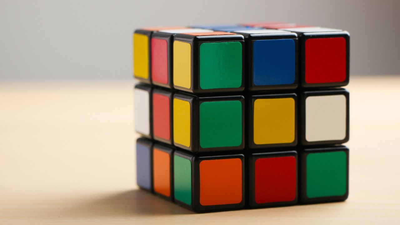 How To Solve A Rubik’s Cube In Five Seconds