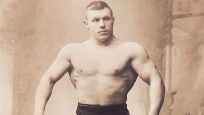 Strengthen Your Grip With These Old-Time Strongman Finger Exercises