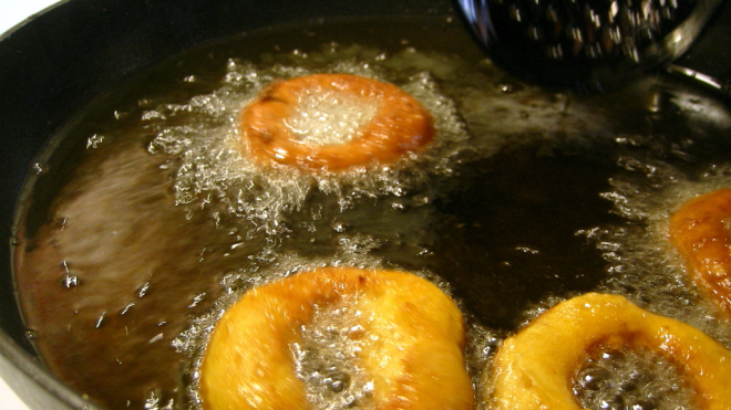 Store Leftover Frying Oil In The Freezer