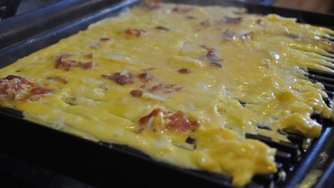 Make Quick, Easy Filled Omelettes In A Panini Press