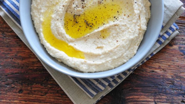 Make Super Smooth Hummus By Adding A Little Bicarbonate Of Soda