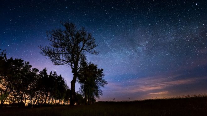 Try This Fast, Effective Noise Reduction Technique On Your Night Sky Photos