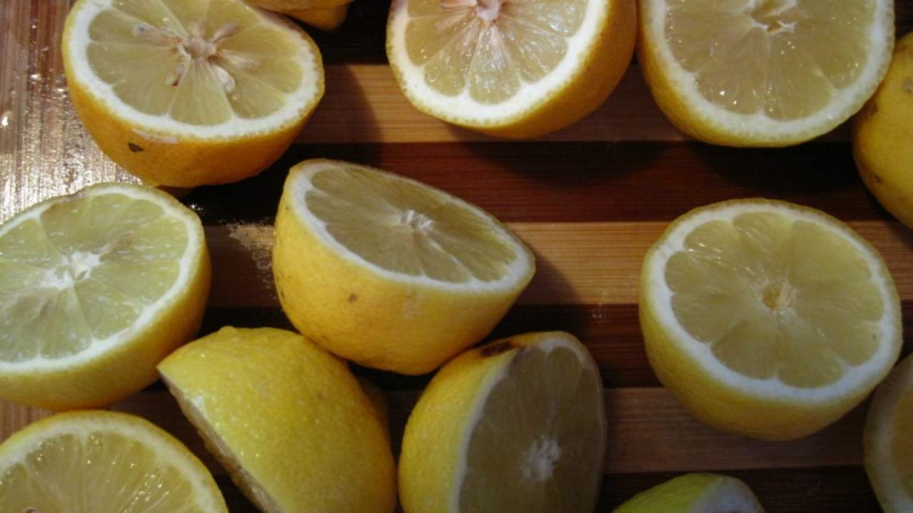 Roast Your Lemons First For Delicious, Flavorful Lemonade