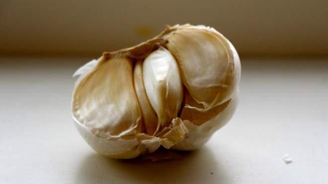 Get Glorious Roasted Garlic In Just 15 Minutes