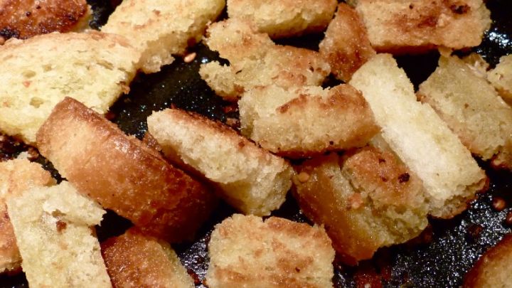 Give Homemade Croutons Extra Oomph With These Classic Pasta Ingredients