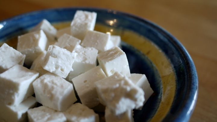 Add Feta Cheese To Your Brine For Delicious, Juicy Chicken