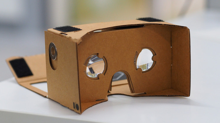 Google’s Gamble: Voice Control And Virtual Reality Are The New Future