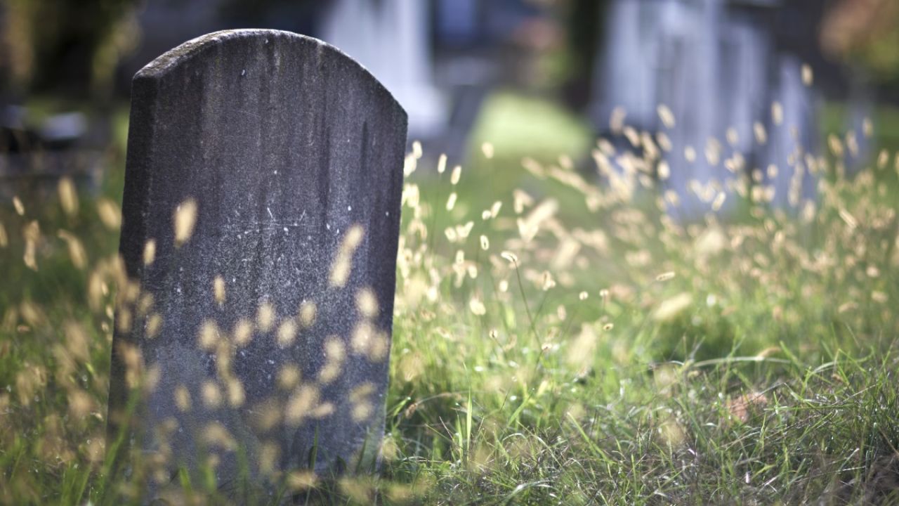 Killer Interview Question: If You Die, What Do You Want Written On Your Tombstone?