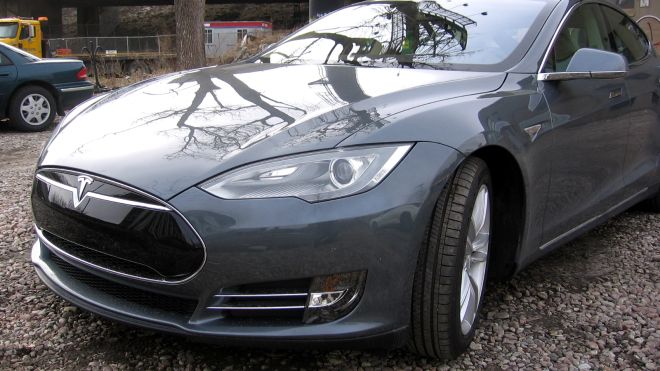 Would You Drive A Car Using Tesla’s Autopilot?