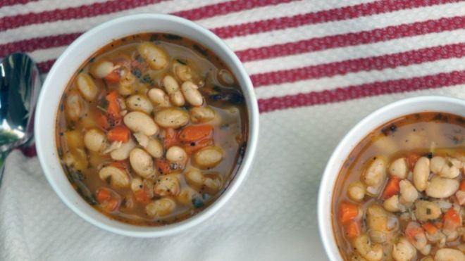 Boost The Flavour Of Canned Beans By Simmering Them In Olive Oil