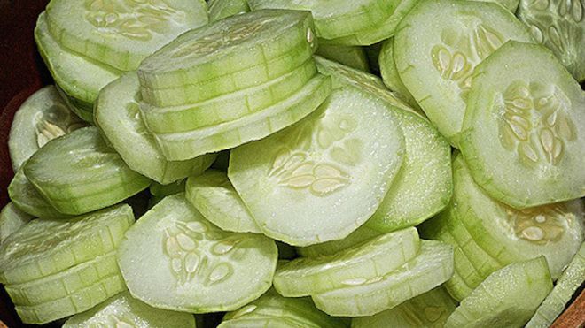 Avoid Bitter Cucumbers By Cutting Off Their Ends Before You Peel