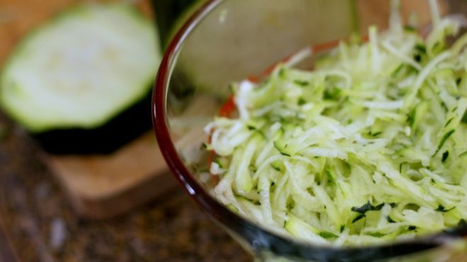 The Easiest, Tastiest Way To Use A Bunch Of Zucchini 