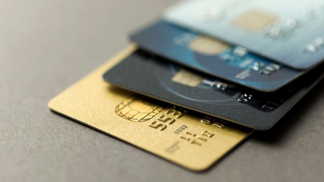 Five Signs You Need To Switch Credit Cards