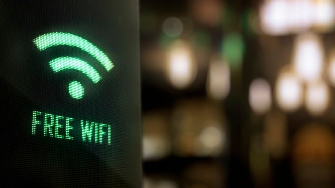 How To Stay Safe On Public Wi-Fi [Infographic]