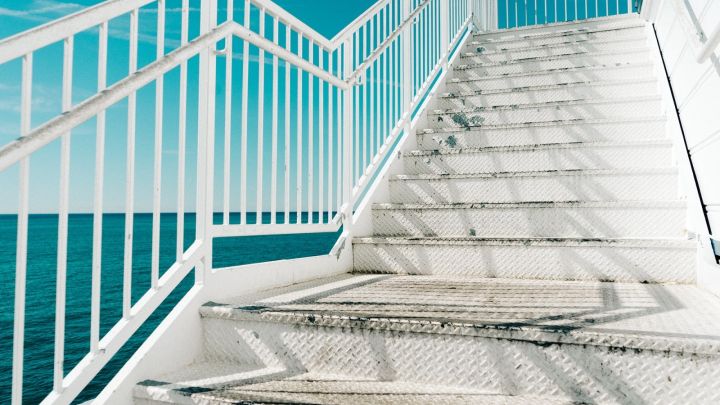 Build Your Endurance Anywhere With These Cycling, Running And Stair Climbing Workouts