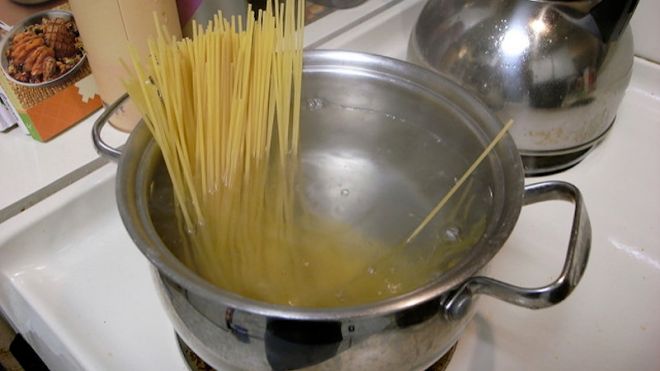 You’re Probably Using Too Much Water To Boil Pasta