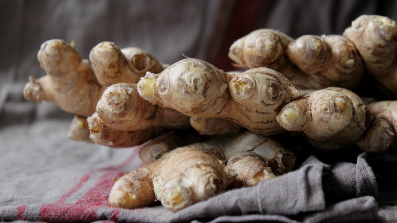 Roasting Ginger Makes It More Flavourful Than Ever