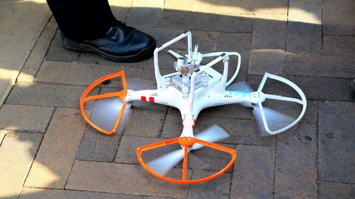 Build Your Own Wi-Fi Drone Disabler With A Raspberry Pi
